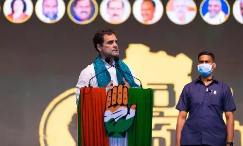 రాహుల్ గాంధీ వారికి వార్నింగ్ ఇచ్చి వెళ్లారట