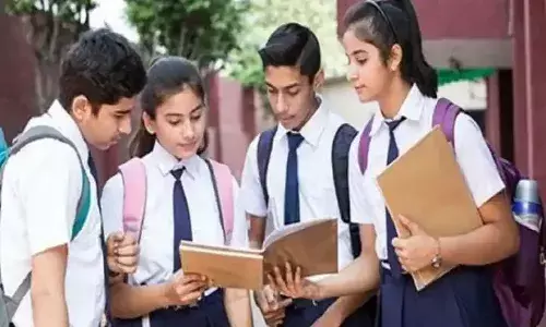 విద్యార్థులకు అలర్ట్.. తెలంగాణలో నేటి నుంచి పదో తరగతి హాల్ టికెట్లు జారీ