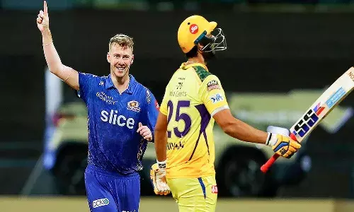 ప్లే ఆఫ్స్ రేసు నుంచి చెన్నై సూపర్ కింగ్స్ ఔట్
