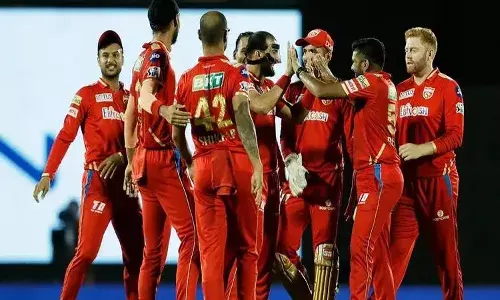 బెంగళూరుపై పంజా విసిరిన పంజాబ్.. ప్లే ఆఫ్స్ ఆశలు సజీవం