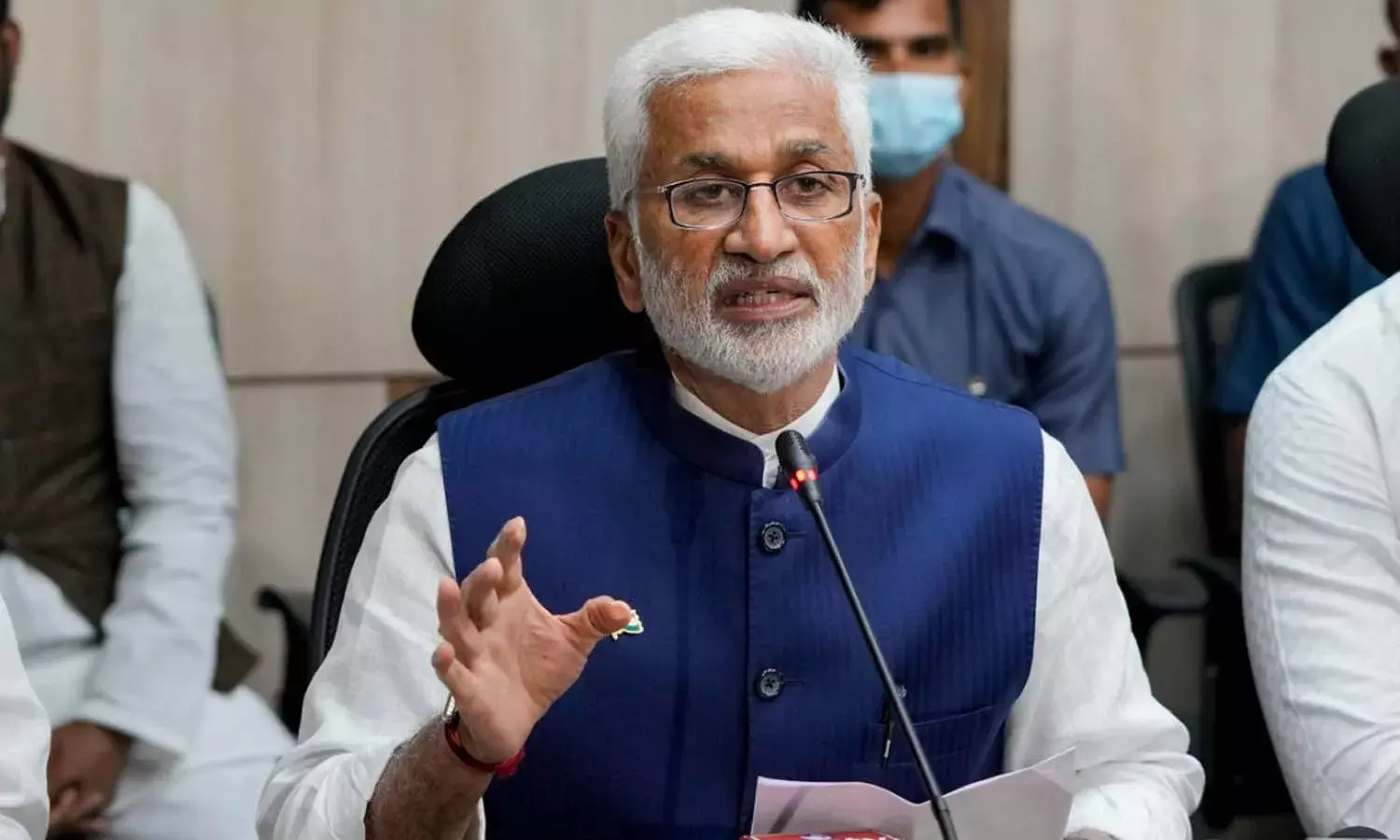 కృష్ణా జిల్లా పోలీసులకు విజయసాయిరెడ్డి ప్ర‌శంస‌లు