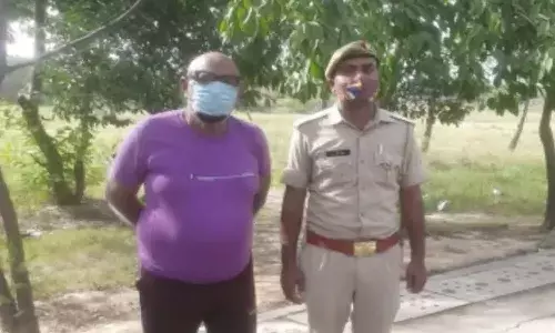 మైనర్ బాలికపై డిజిటల్ రేప్.. 80 ఏళ్ల వృద్ధుడు అరెస్ట్