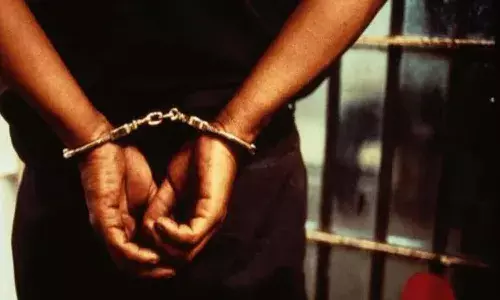 టెస్ట్ డ్రైవ్ చేస్తానని కార్ తీసుకుని వెళ్ళాడు.. 100 రోజుల తర్వాత దొరికాడు