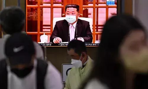 నార్త్ కొరియా లో నాలుగు రోజుల్లోనే పది లక్షల కేసులు