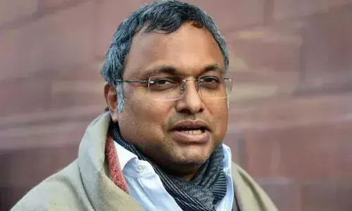 కార్తీ చిదంబరం ఇళ్లు, కార్యాలయాలపై సీబీఐ దాడులు.. కౌంట్ మర్చిపోయానంటూ ఎంపీ సెటైర్