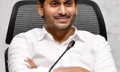 రేపు దావోస్ కు ఏపీ సీయం వైఎస్ జగన్