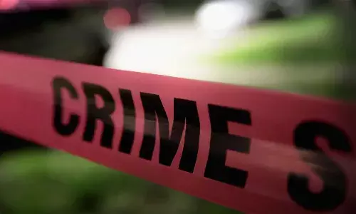 గర్భిణీ భార్యను హత్య చేసి.. ఉదయం వరకు మృతదేహం పక్కనే..