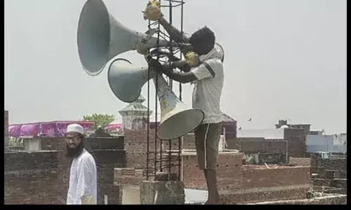 లక్ష లౌడ్ స్పీకర్లను తొలగించాం - యూపీ సీయం యోగి