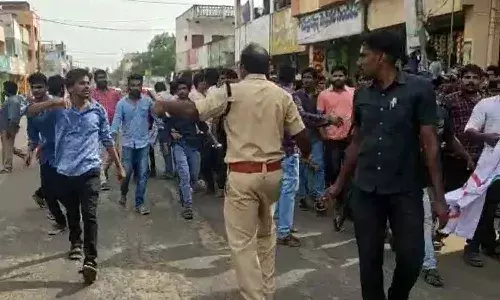 అమలాపురంలో ఉద్రిక్తత