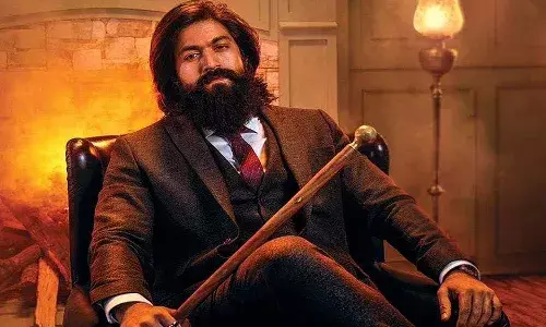 కేజీఎఫ్ లో రాకీ భాయ్ ను చూసి.. చూసి ప్రాణాల మీదకు తెచ్చుకున్నాడు