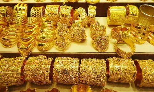 ప‌సిడి ప్రియుల‌కు షాక్‌.. వ‌రుస‌గా రెండో రోజు పెరిగిన బంగారం ధ‌ర