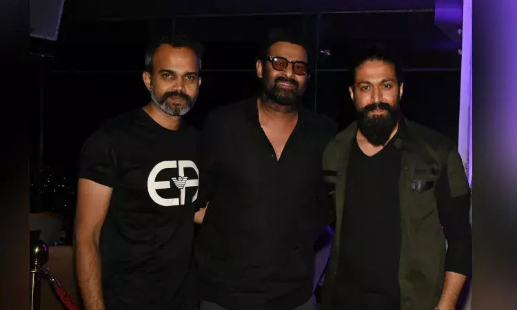 షో మ్యాన్‌తో డైన‌మైట్స్‌.. వైర‌ల్‌