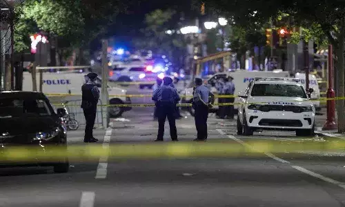 మరోసారి అమెరికా నగరాల్లో కాల్పుల మోత