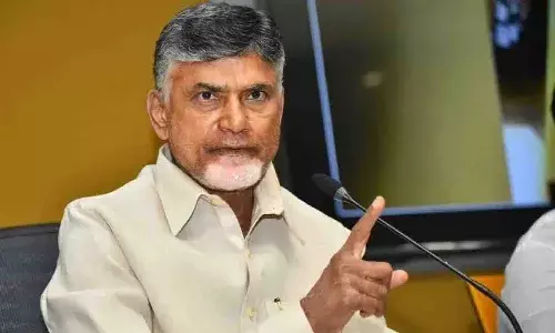 నాడు- నేడు అంటే 2 లక్షల మంది విద్యార్థులు ఫెయిల్ అవ్వడమేనా?