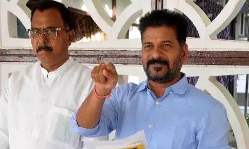 పాత్రదారులు, సూత్రదారులు ఎవరన్నది చెప్పడం లేదు: రేవంత్ రెడ్డి