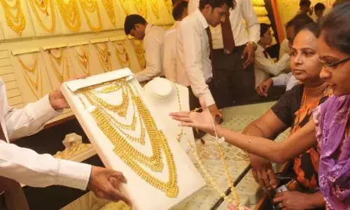 బంగారం ధర.. నిన్న తగ్గగా.. నేడు పెరిగింది