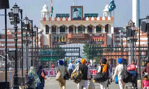 పాకిస్థాన్ లో ఎంతమంది హిందువులు ఉన్నారో తెలుసా..?