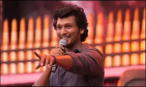 ఆ ఫ్లాష్ బ్యాక్ తో సీక్వెల్ మొదలవుతుంది