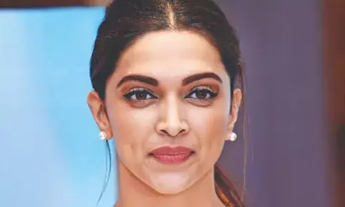 ఆసుపత్రిలో చేరిన బాలీవుడ్ స్టార్ హీరోయిన్ - అసలేమయింది ?!