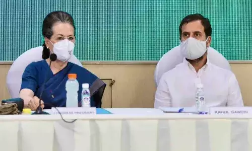 అగ్నిపథ్ పై సోనియా గాంధీ, రాహుల్ గాంధీ తీవ్ర విమర్శలు