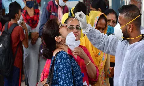 తగ్గేదే లే.. మరోసారి 12వేలకు పైనే కేసులు