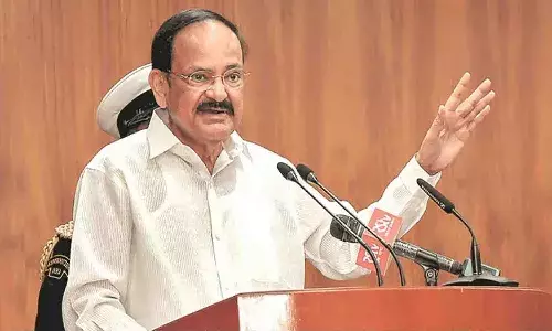 వెంకయ్యనాయుడును రాష్ట్రపతి అభ్యర్థిగా ప్రకటించాలి : టీడీపీ