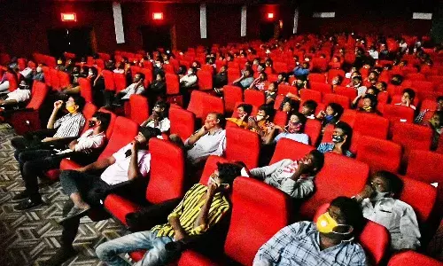 కీల‌క నిర్ణ‌యం.. ఏపీలో ఇక‌పై త‌క్కువ ధ‌ర‌కే సినిమా టికెట్లు