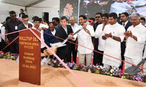 అపాచీ ఫుట్ వేర్ కంపెనీకి సీయం జగన్ శంకుస్థాపన