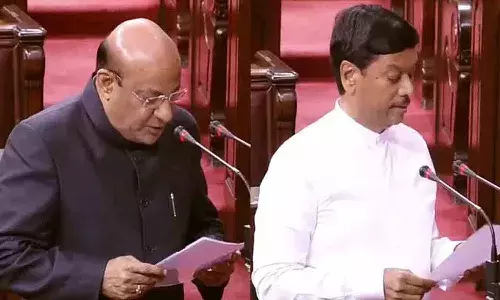 రాజ్యసభ సభ్యులుగా దామోదర్రావు, పార్థసారథి ప్రమాణం