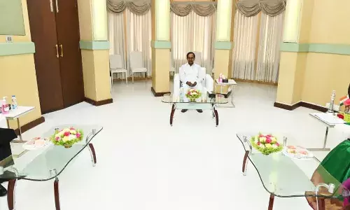 రెండు ప్రత్యేక కార్యక్రమాలు - బిజీగా గడిపిన కేసీఆర్