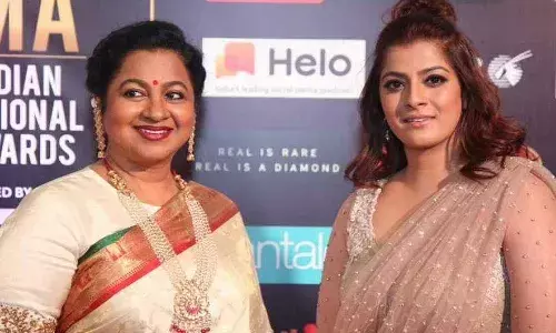 క‌రోనా బారిన న‌టి వ‌ర‌ల‌క్ష్మి శ‌ర‌త్‌కుమార్‌.. స్పందించిన రాధిక