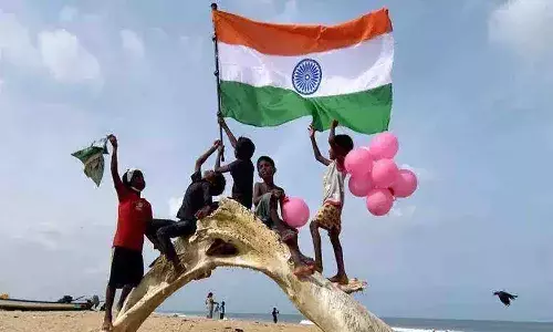 ఆగస్టు 15 హాలిడే లేదు