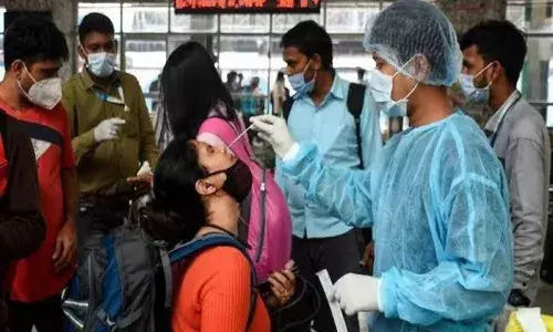 అత్య‌ధికంగా క‌రోనా కేసులు న‌మోదు అవుతున్న 9 రాష్ట్రాల్లో ఏపీ ఒక‌టి