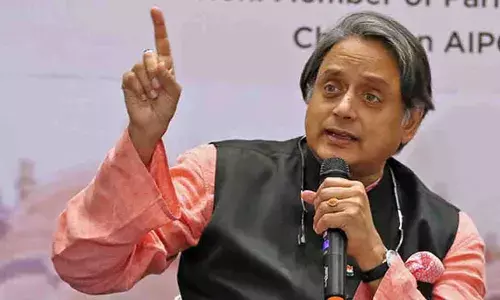 algospeak.. అనే కొత్త పదాన్ని తీసుకుని వచ్చిన శశి థరూర్