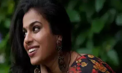 గాయని శ్రావణి భార్గవిపై పోలీస్ స్టేషన్లో ఫిర్యాదు