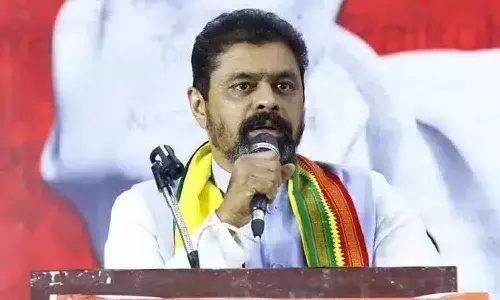 పోలవరం ఆపేందుకు కుట్రలు జరుగుతున్నాయి