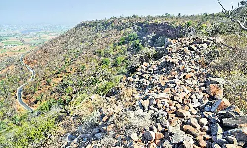 గ్రేట్ వాల్ ఆఫ్ తెలంగాణ.. కాకతీయుల చరిత్రకు సజీవసాక్ష్యం