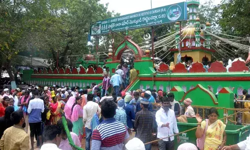 నెల్లూరులో సందడి.. రొట్టెల పండగకు ఇంకా 4 రోజులే