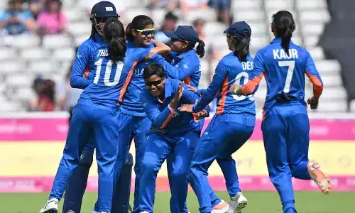 అద్భుతమైన విజయంతో ఫైనల్ కు చేరుకున్న భారత మహిళల క్రికెట్ టీమ్