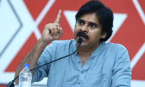 ఆ ఎమ్మెల్యేపై జాతీయ మహిళా కమిషన్ కు ఫిర్యాదు చేస్తాం: పవన్ కళ్యాణ్