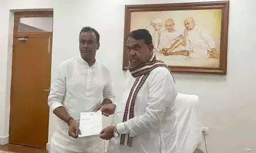 బిగ్ బ్రేకింగ్ : రాజగోపాల్రెడ్డి రాజీనామాకు స్పీకర్ ఆమోదం