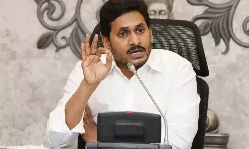 ధాన్యం కొనుగోళ్లలో వారి పాత్ర ఉండకూడదు: సీఎం జగన్