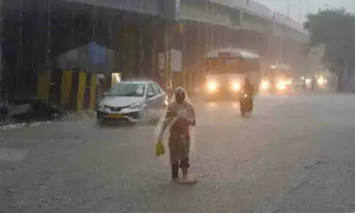 తెలంగాణలో మరో రెండు రోజుల పాటు భారీ వర్షాలు