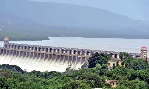 కృష్ణా, గోదారులకు వరద టెన్షన్!