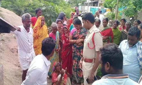 రొంపిచర్లలో దారుణం.. వృద్ధురాలిపై అత్యాచారం