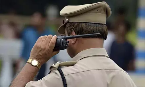 బీహార్లో తెలంగాణ పోలీసులపై.. సైబర్ నేరగాళ్ల కాల్పులు