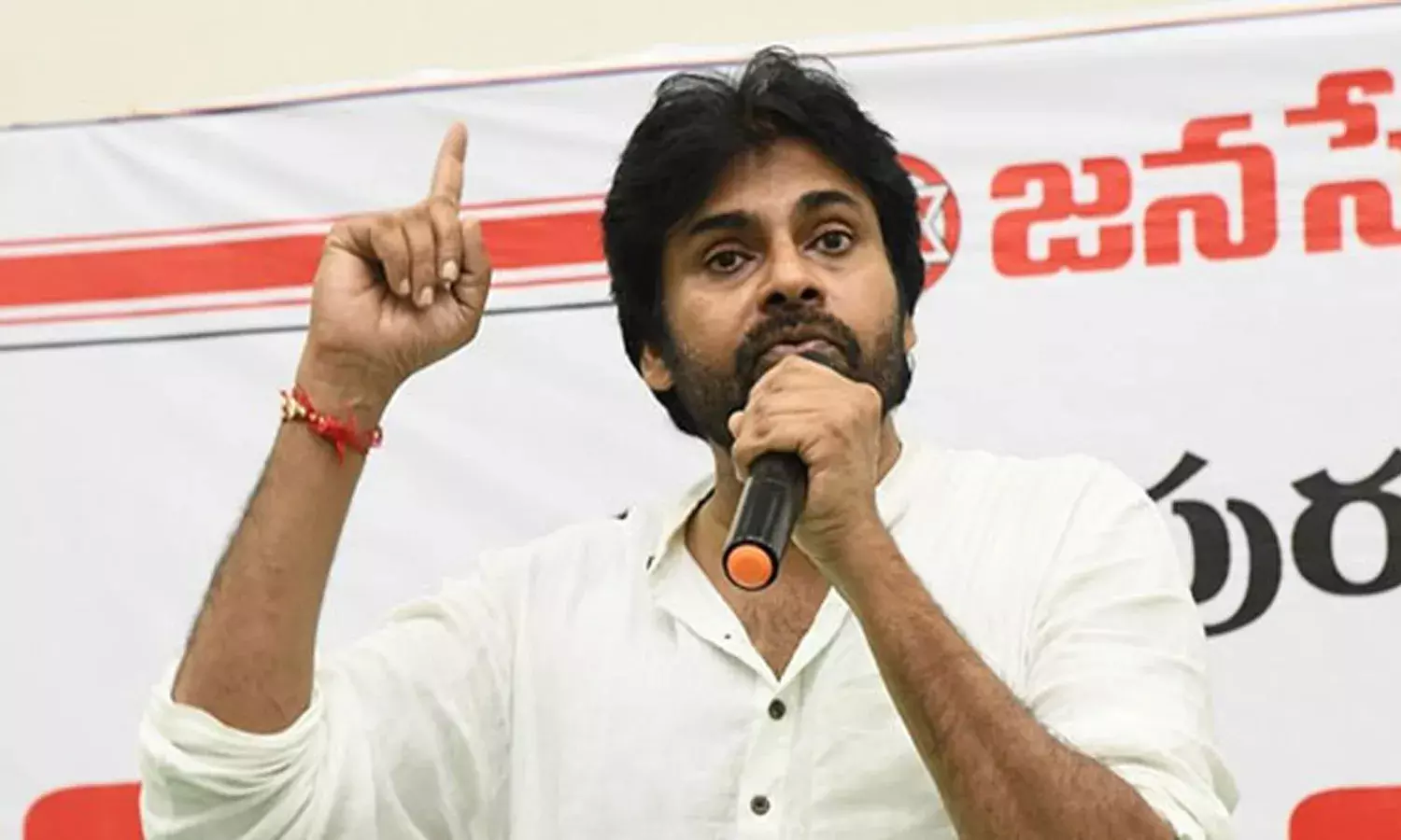 యువతపై జ‌న‌సేనాని ఫోక‌స్!
