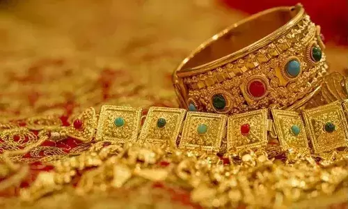 బంగారం కొనాలనుకునేవారికి శుభవార్త