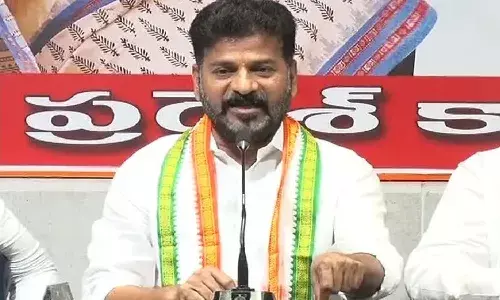 కేసీఆర్ మళ్లీ వంచించే ప్రయత్నం చేశారు