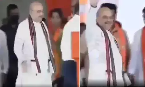 టంగ్ స్లిప్పైన వ్యాఖ్యాత.. నెట్టింట సెటైర్ల మోత..!